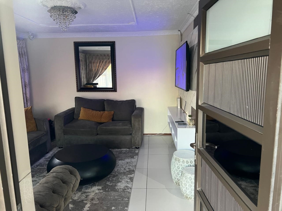 3 Bedroom Property for Sale in Mmabatho North West